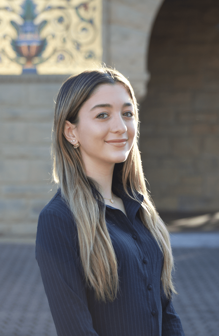 Ariana Coulolias